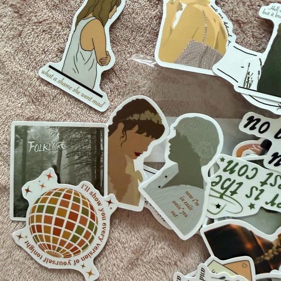 Taylor Swift Stickers - Picture 2 of 6